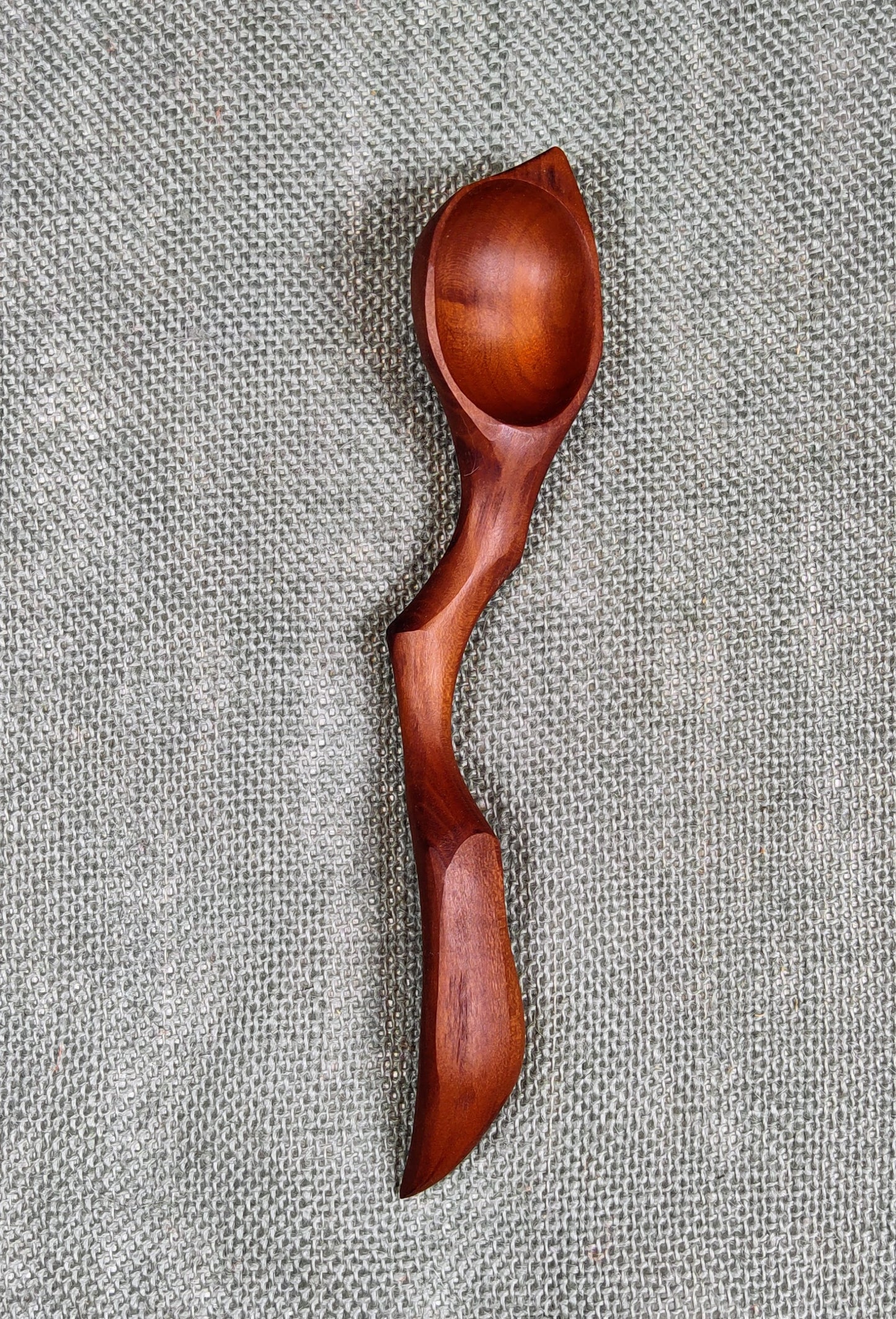 Black Cherry Scoop Spoon 8"