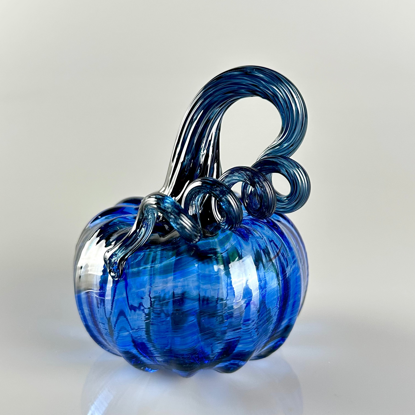 Smol Deep Blue Twist Pumpkin