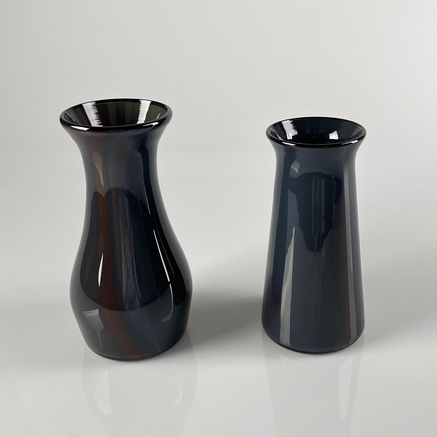 Burnt Orange Vase (Black Lip)