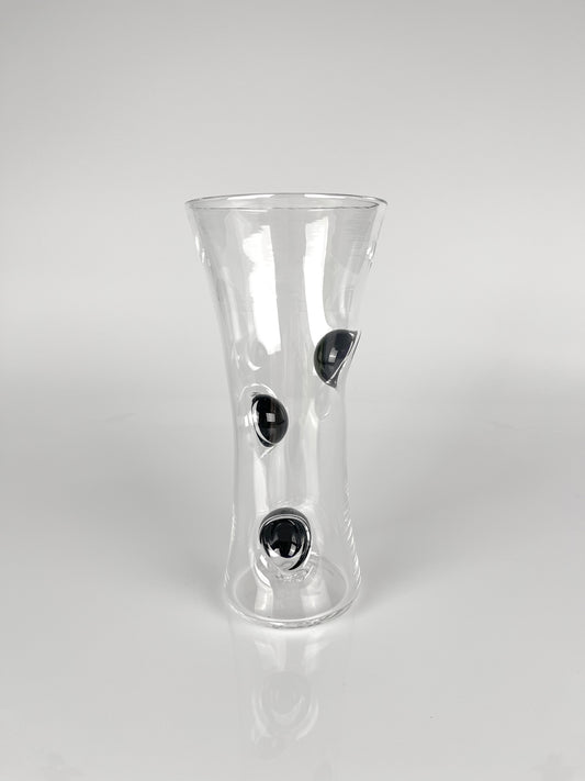 Niche Vase